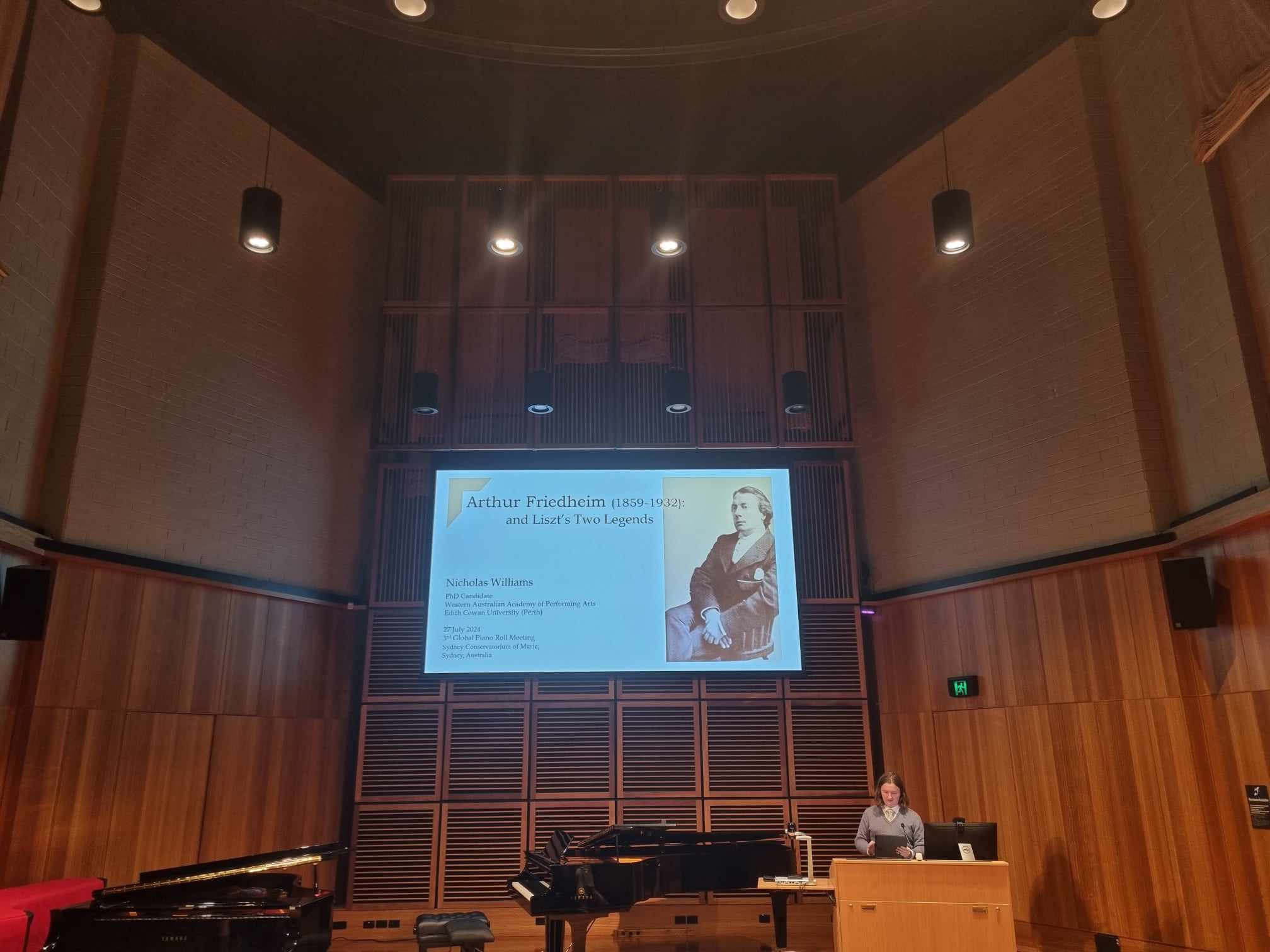 c1ab8312-93a1-42e1-a8ab-ff75018bb042